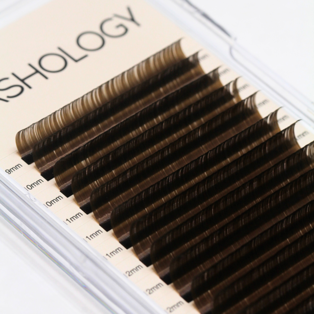 Brown 0.05 Lashes - Mixed Length